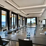 酒店 Baron Tavernier Restaurant &