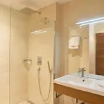 Baron Tavernier Restaurant & 4*