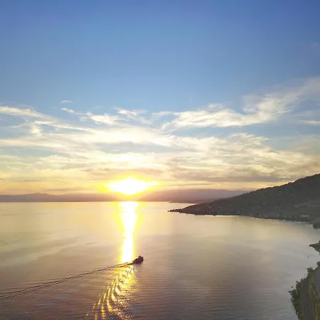 Отель Baron Tavernier Restaurant & Шебр