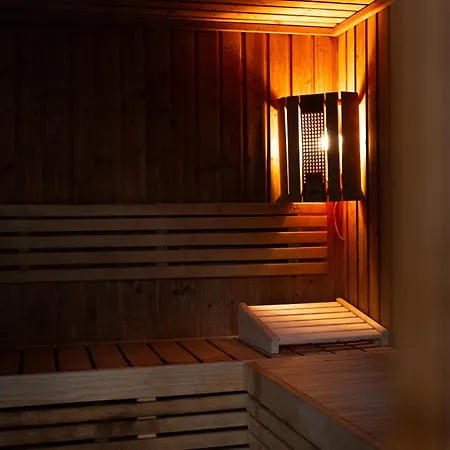 Baron Tavernier Restaurant &