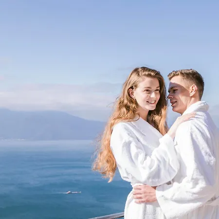 Baron Tavernier Restaurant & 4*