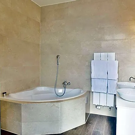 Baron Tavernier Restaurant & 4* Chexbres