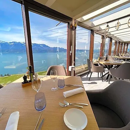 Baron Tavernier Restaurant & 4*