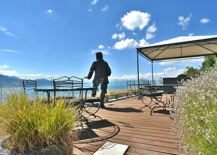 Baron Tavernier Restaurant & ホテル 4*