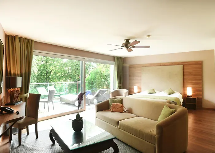 ホテル Baron Tavernier Restaurant &