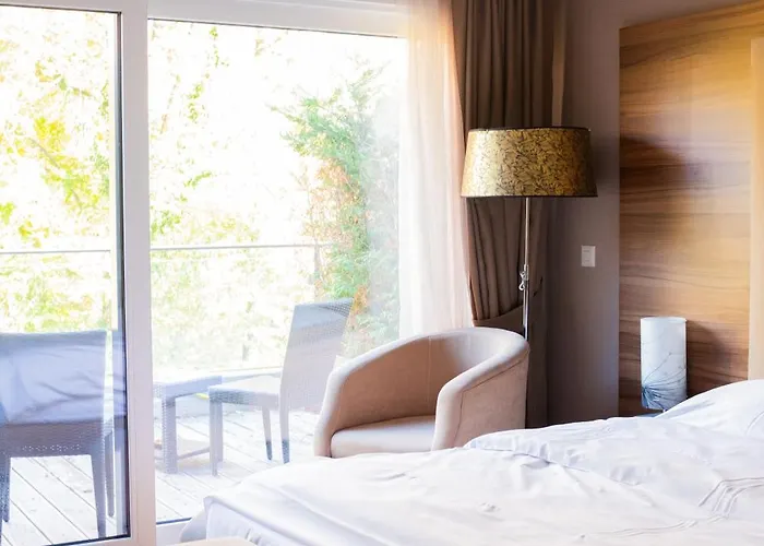 Baron Tavernier Restaurant & Отель 4*