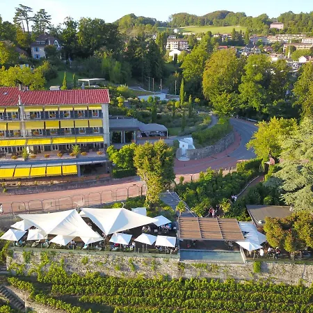 Baron Tavernier Restaurant & Hotel