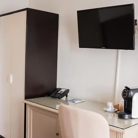 Hotel Baron Tavernier Restaurant & Chexbres