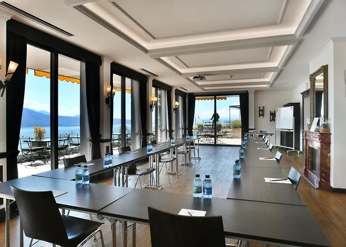 酒店 Baron Tavernier Restaurant &