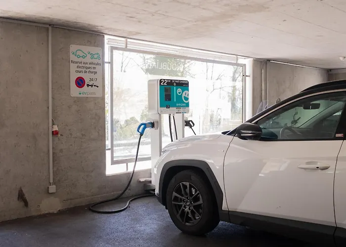 酒店 Baron Tavernier Restaurant & 薛布勒