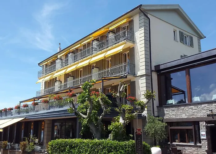 Baron Tavernier Restaurant & 酒店 薛布勒